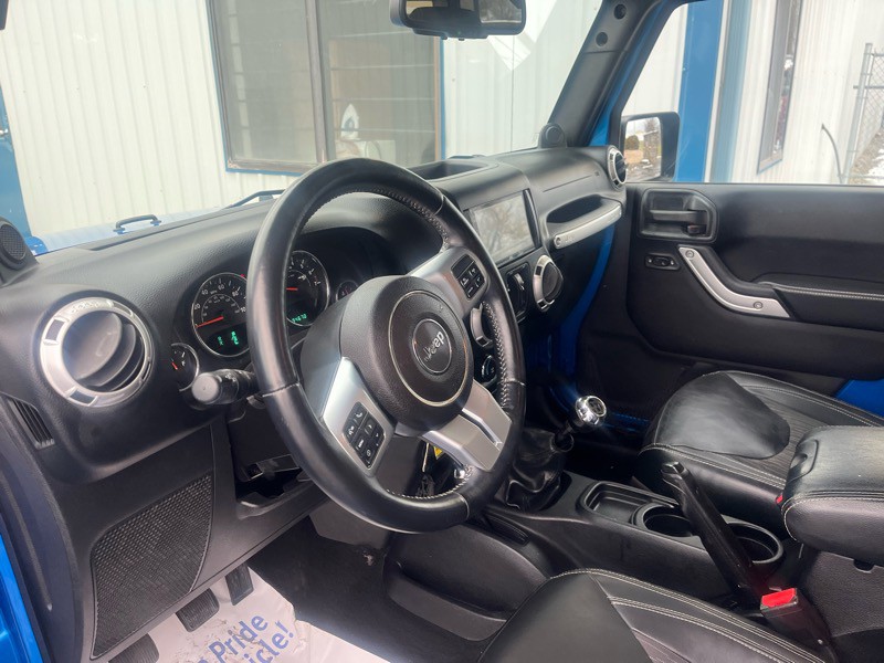 2014 Jeep Wrangler Image 14