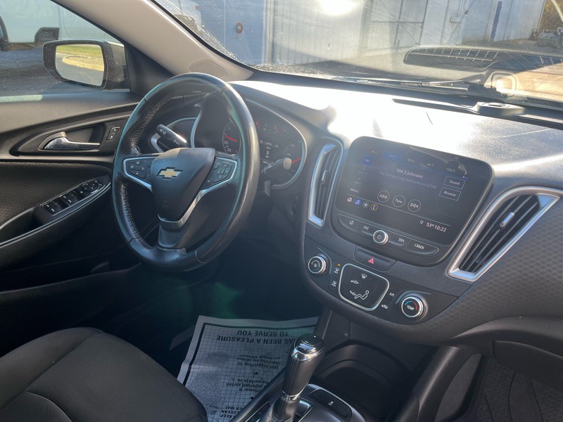 2019 Chevrolet Malibu Image 8