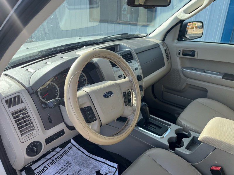 2011 Ford Escape Image 14