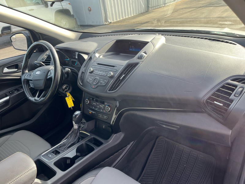 2017 Ford Escape Image 9
