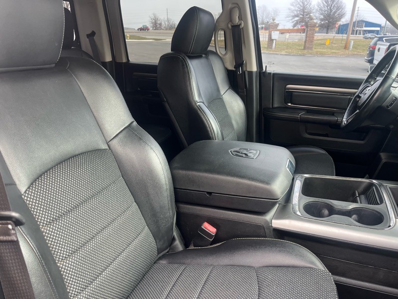 2017 RAM 1500 Image 9