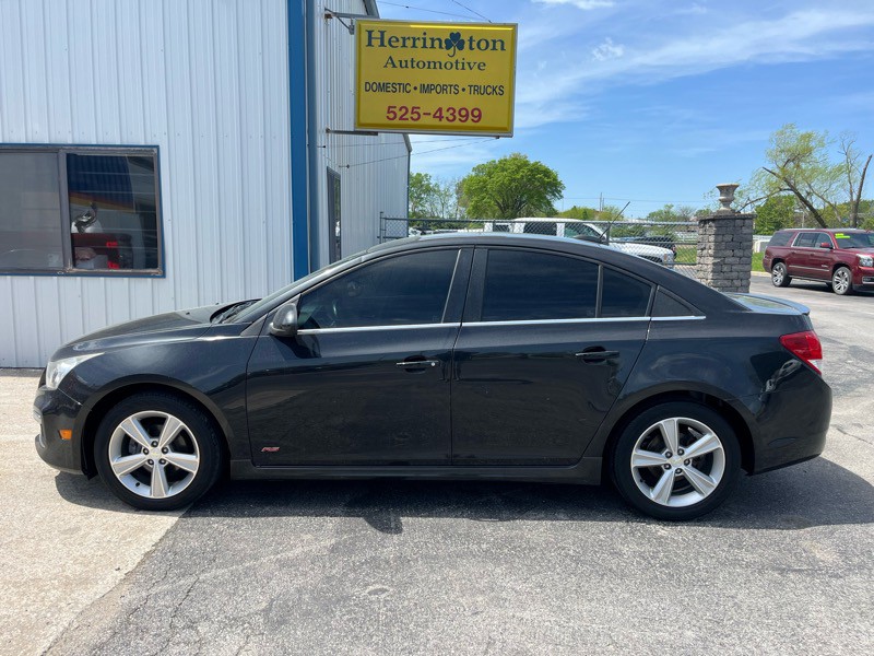2015 Chevrolet Cruze Image 1