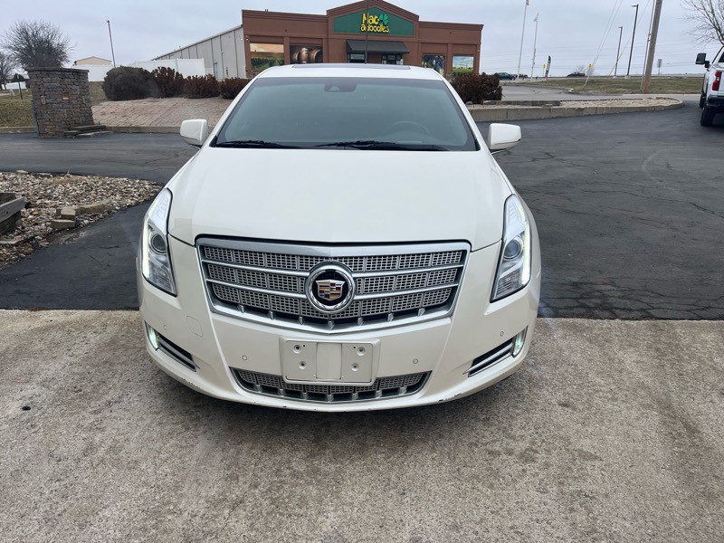 2013 Cadillac XTS Image 3