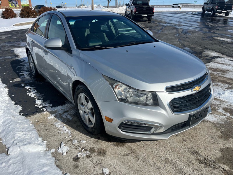 2016 Chevrolet Cruze Image 4