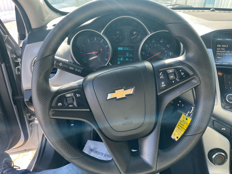 2016 Chevrolet Cruze Image 18