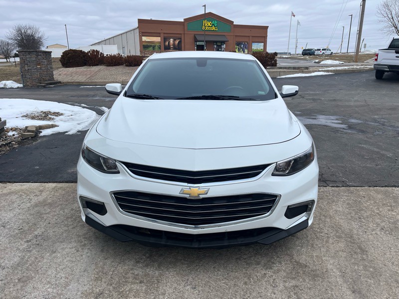 2018 Chevrolet Malibu Image 3