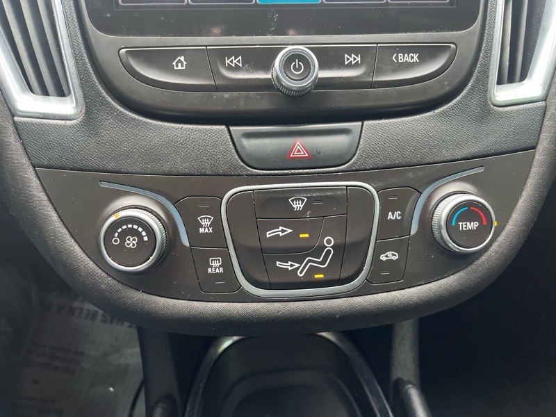 2018 Chevrolet Malibu Image 16