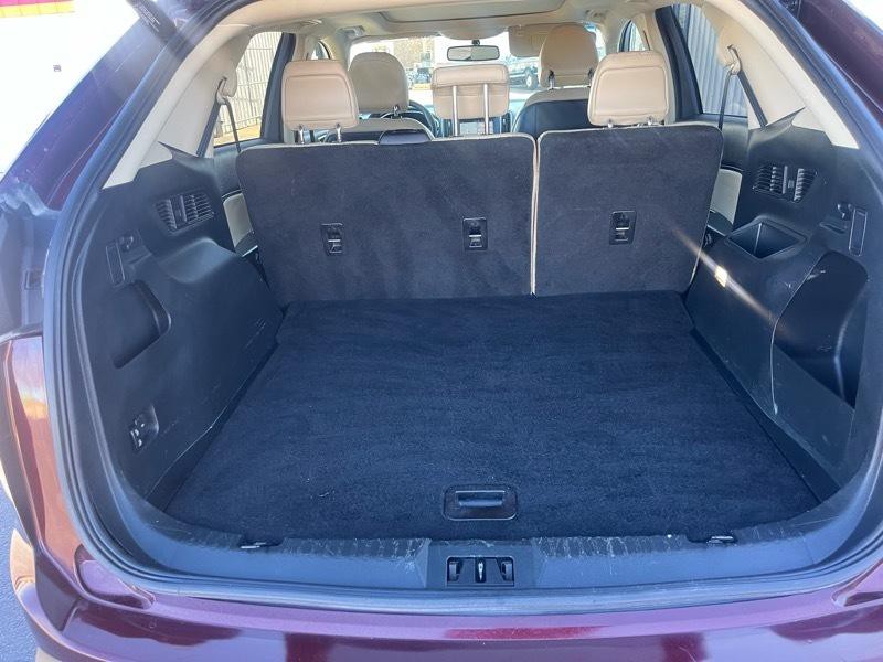 2018 Ford Edge Image 8