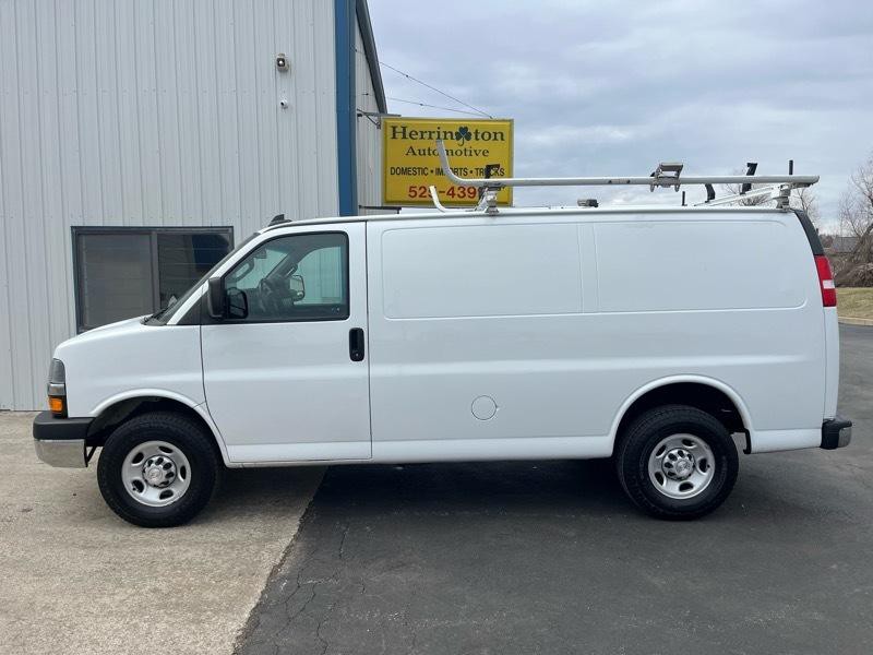 2021 Chevrolet Express Image 1
