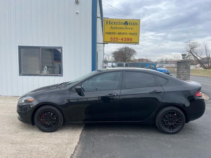 2015 Dodge Dart Image 1