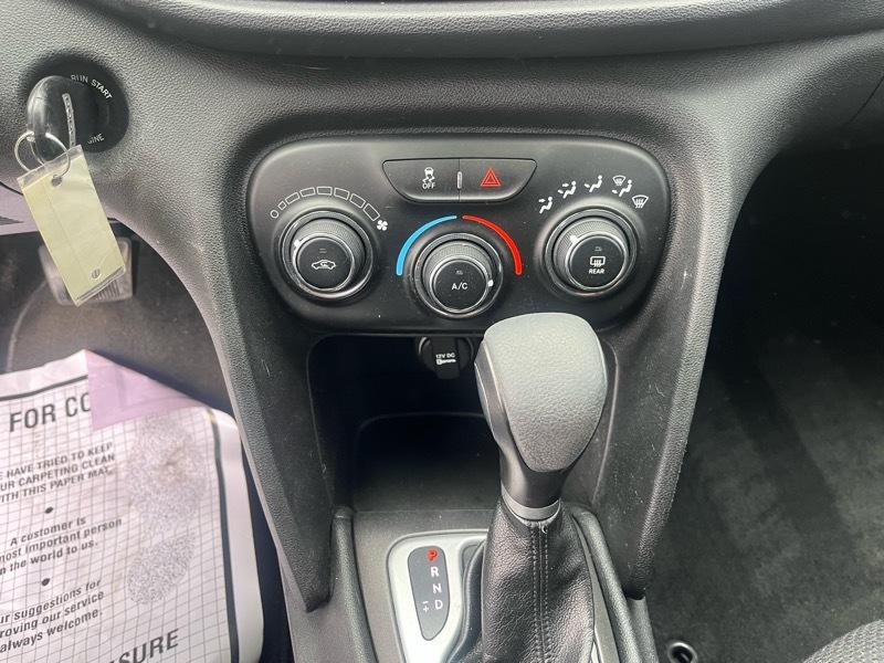 2015 Dodge Dart Image 14