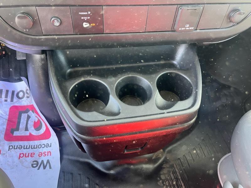 2019 GMC Savana Image 16