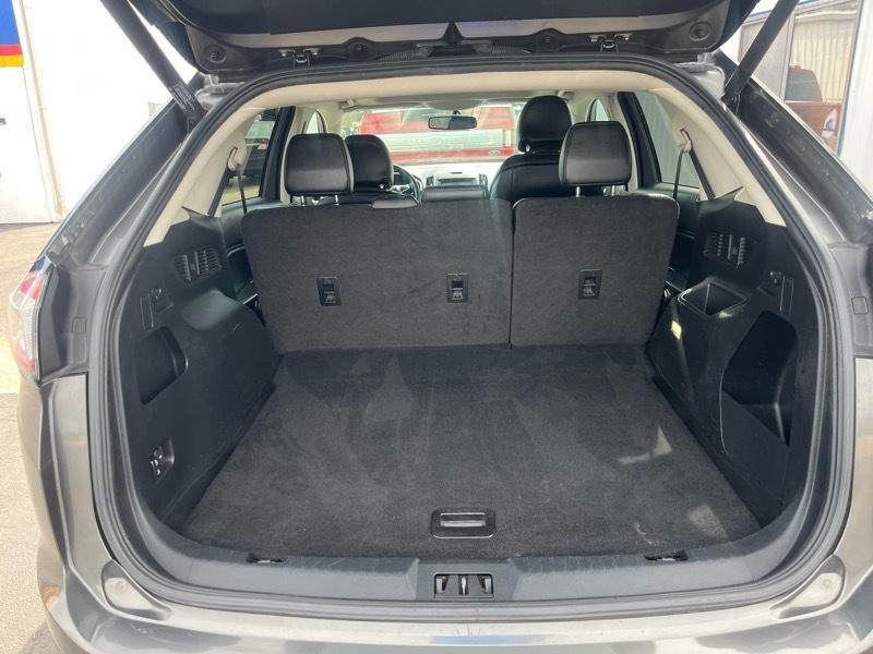 2015 Ford Edge Image 8