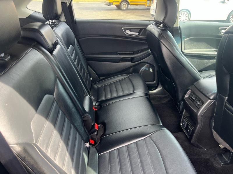 2015 Ford Edge Image 13
