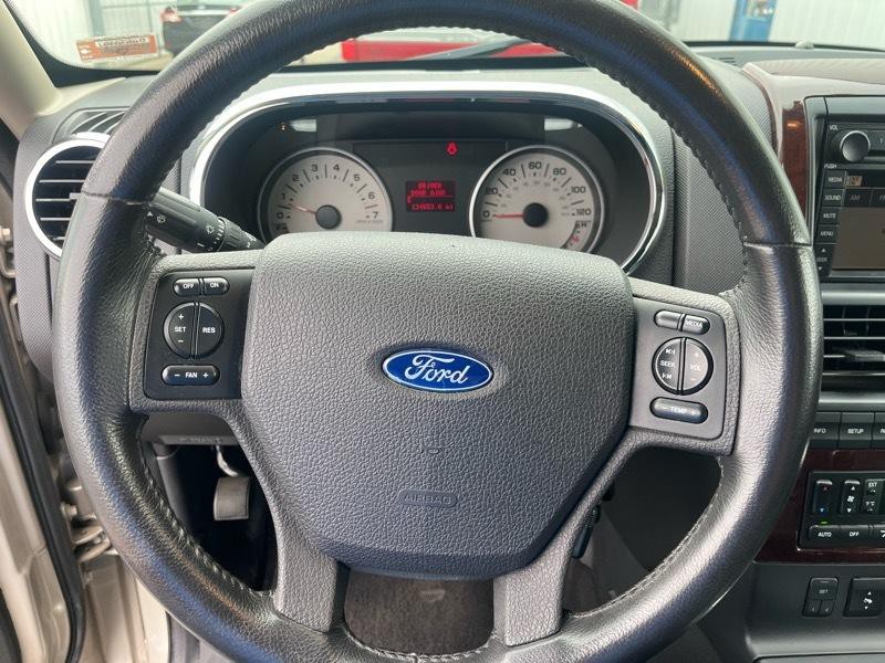 2007 Ford Explorer Image 19