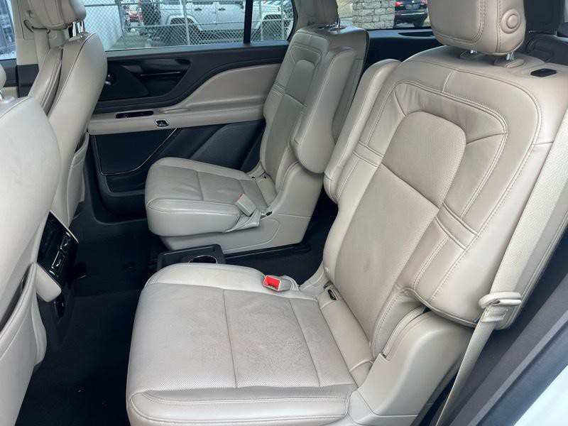 2020 Lincoln Aviator Image 14