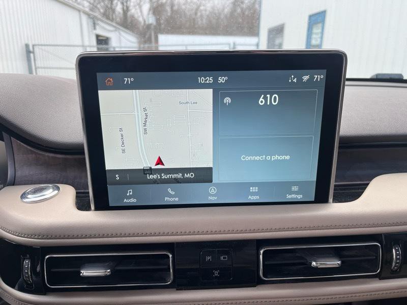 2020 Lincoln Aviator Image 17