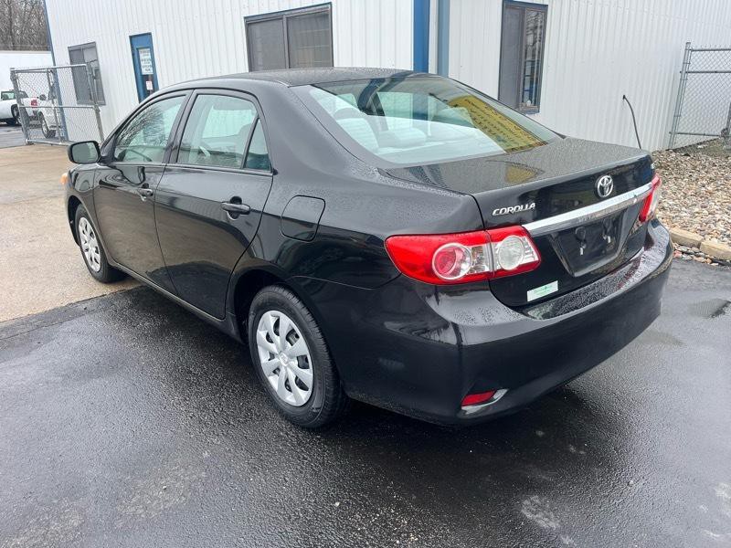 2011 Toyota Corolla Image 7