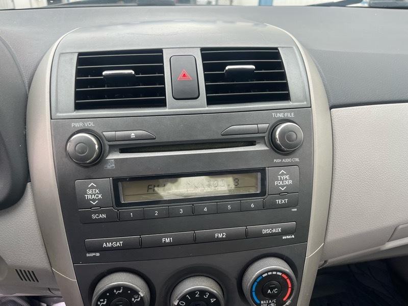 2011 Toyota Corolla Image 15