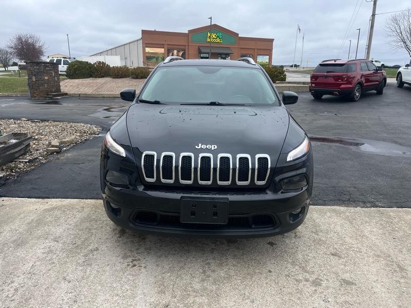 2017 Jeep Cherokee Image 3