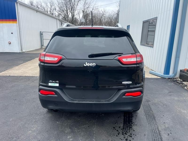 2017 Jeep Cherokee Image 6