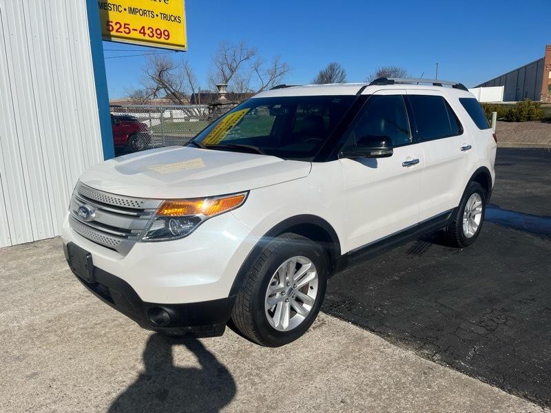 2011 Ford Explorer Image 2
