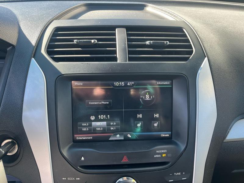 2011 Ford Explorer Image 17