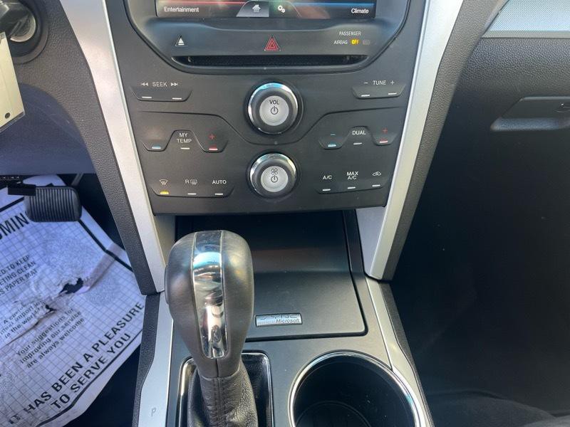 2011 Ford Explorer Image 18