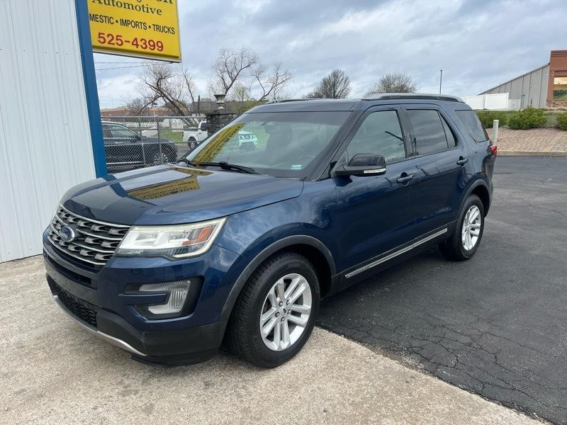 2017 Ford Explorer Image 2