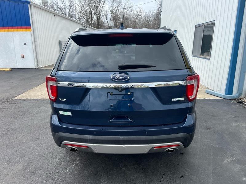 2017 Ford Explorer Image 6