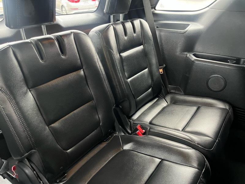 2017 Ford Explorer Image 13