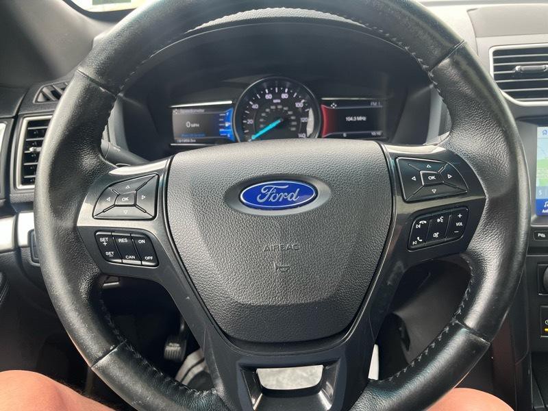 2017 Ford Explorer Image 21