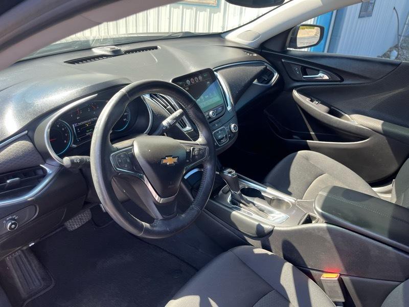 2016 Chevrolet Malibu Image 12