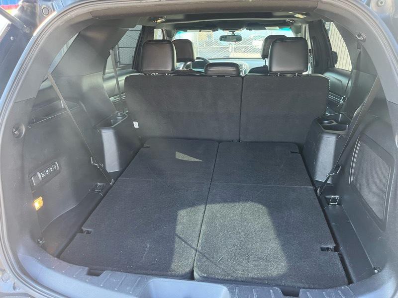 2016 Ford Explorer Image 8