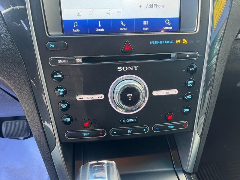 2016 Ford Explorer Image 18