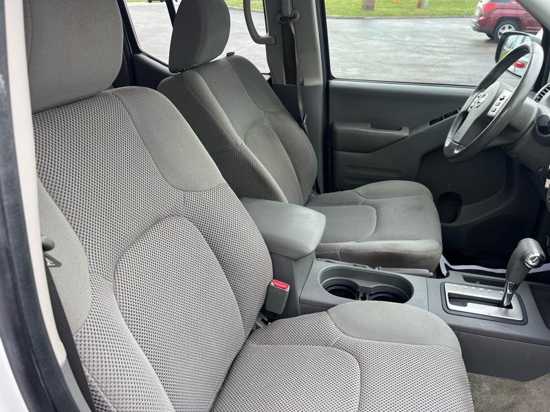 2018 Nissan Frontier Image 9