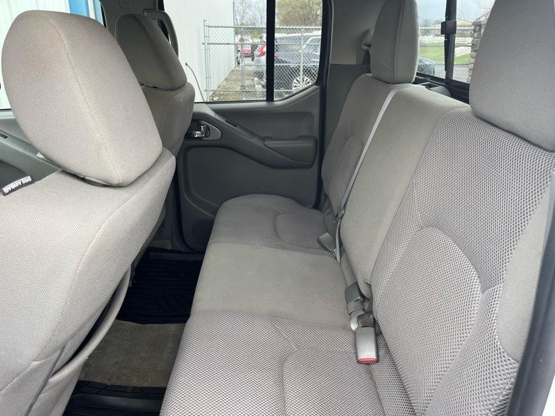 2018 Nissan Frontier Image 12