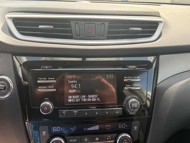 2014 Nissan Rogue Image 17