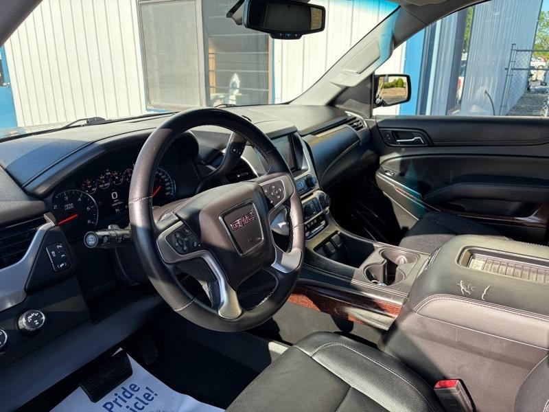 2017 GMC Yukon Image 17