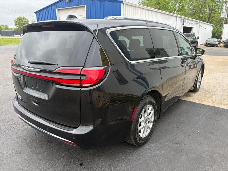 2021 Chrysler Pacifica Image 4