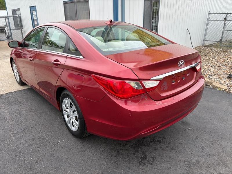 2011 Hyundai Sonata Image 7