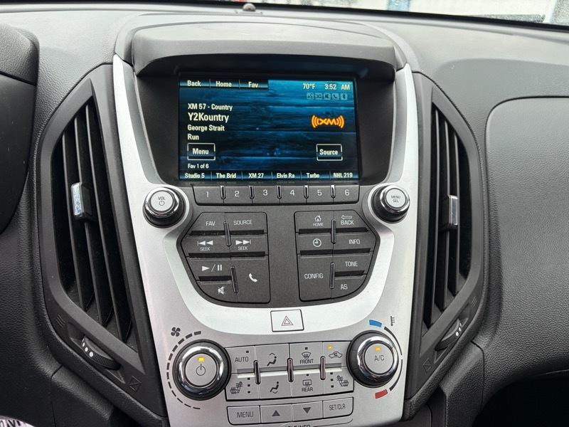 2016 Chevrolet Equinox Image 16