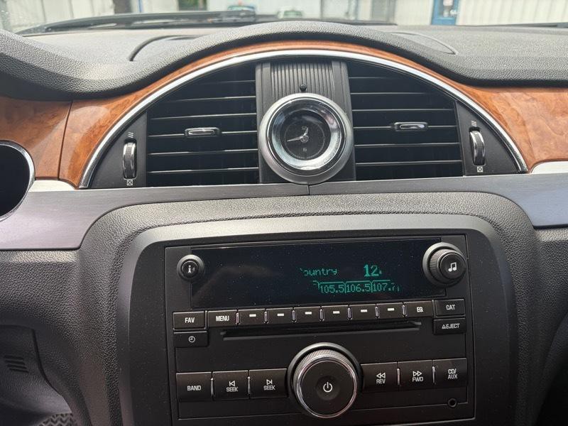 2012 Buick Enclave Image 16