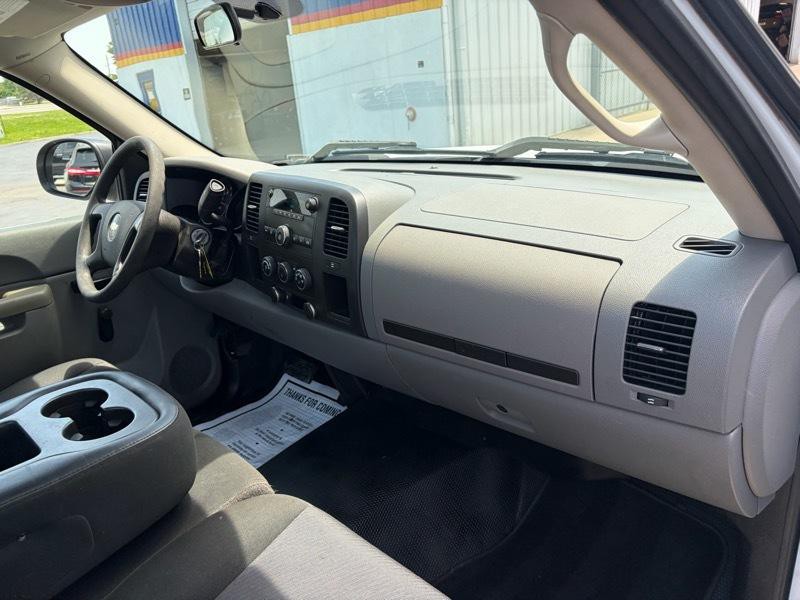2010 Chevrolet Silverado 1500 Image 8
