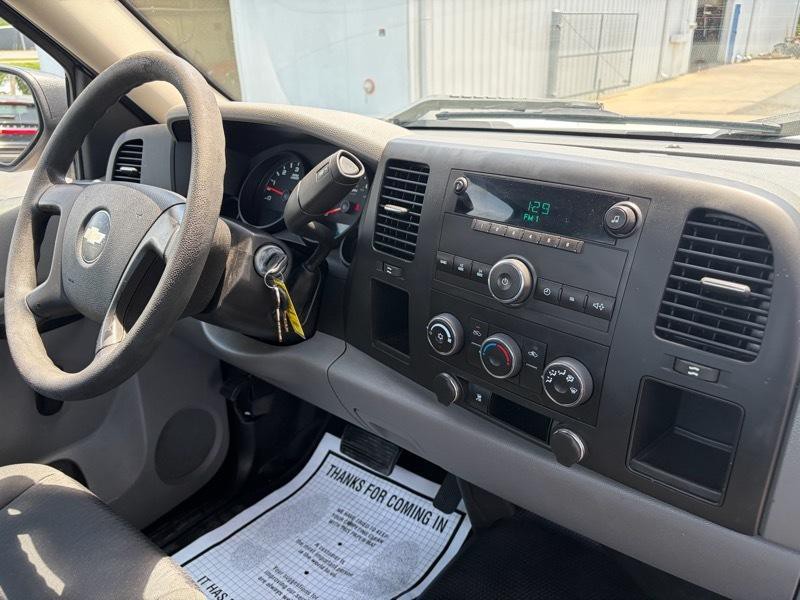 2010 Chevrolet Silverado 1500 Image 10