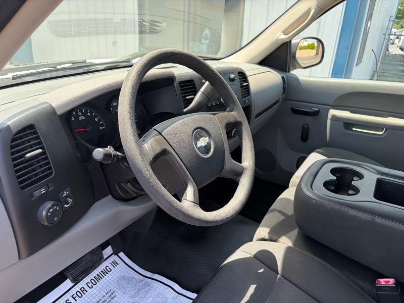 2010 Chevrolet Silverado 1500 Image 11
