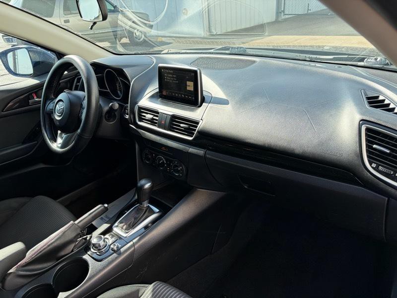 2015 Mazda Mazda3 Image 8