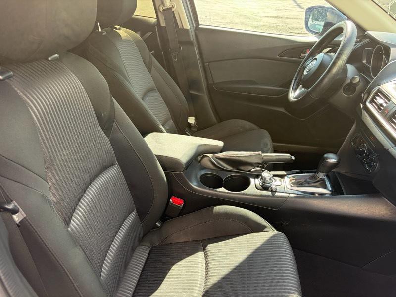2015 Mazda Mazda3 Image 9