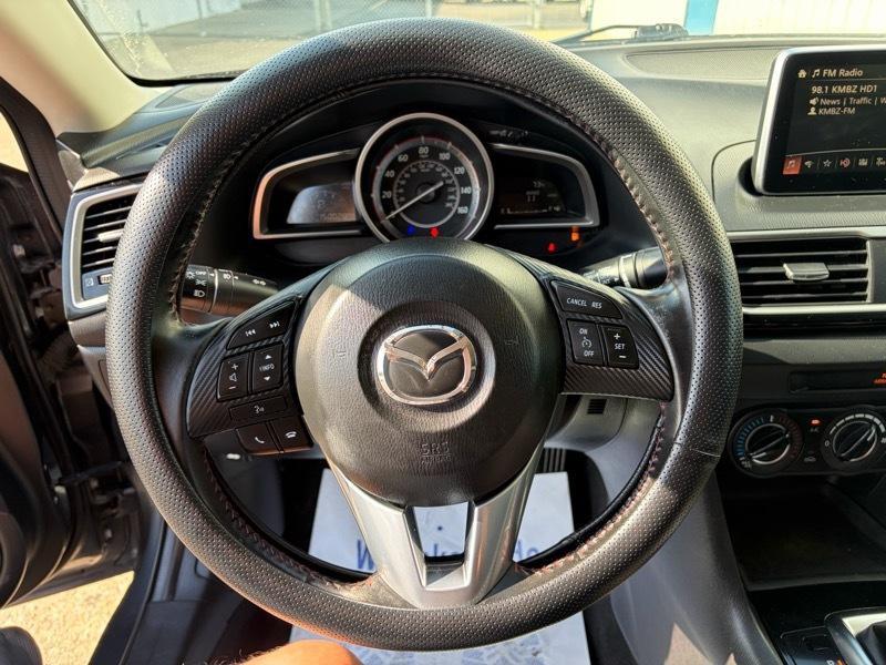 2015 Mazda Mazda3 Image 18