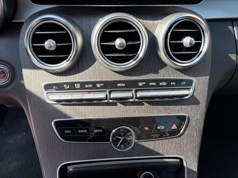 2019 Mercedes-Benz C-Class Image 18